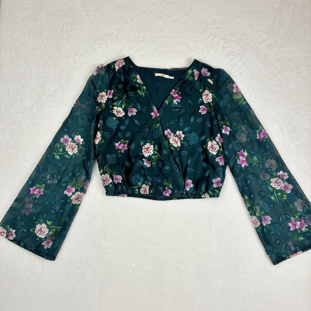 Mi Ami Sheer Cropped Blouse Womens XS Green Floral Long Slv Wrap Top Francesca’s
